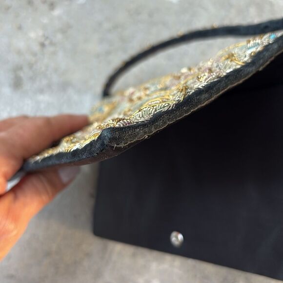 Vintage embroidered with metallic satin evening bag - Picture 10 of 10